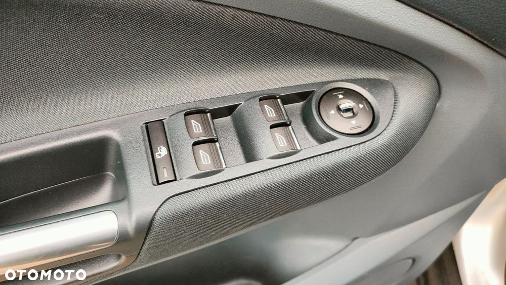 Ford Grand C-MAX 2.0 TDCi Titanium - 23