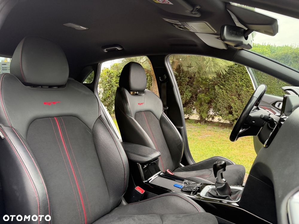 Kia Ceed 1.6 T-GDI GT-Challenge - 31
