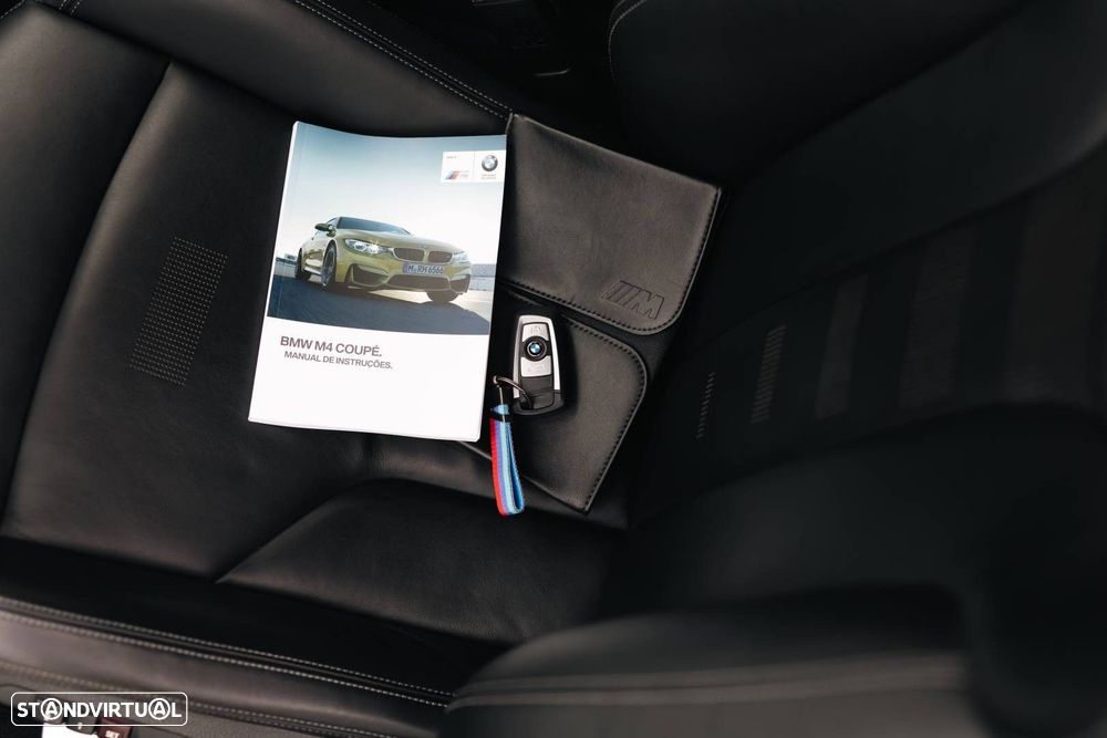 BMW M4 Auto - 39