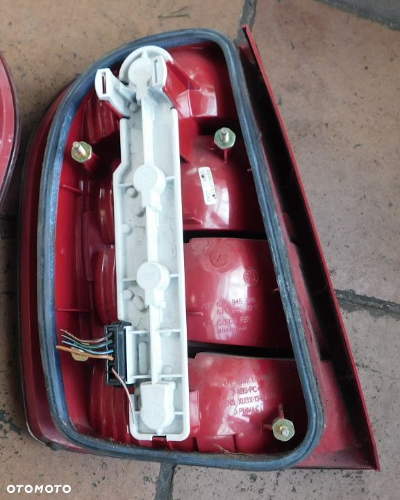 lampa lewa / prawa tył SKODA FABIA MKI HB - 5