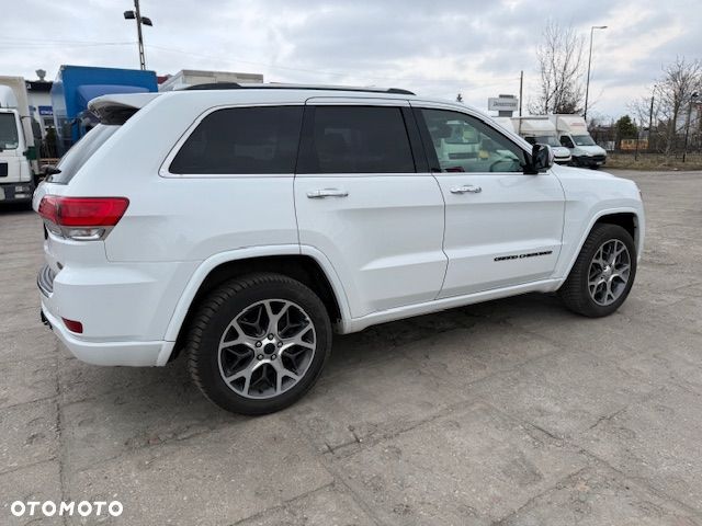 Jeep Grand Cherokee ver-3-6-v6-overland - 15