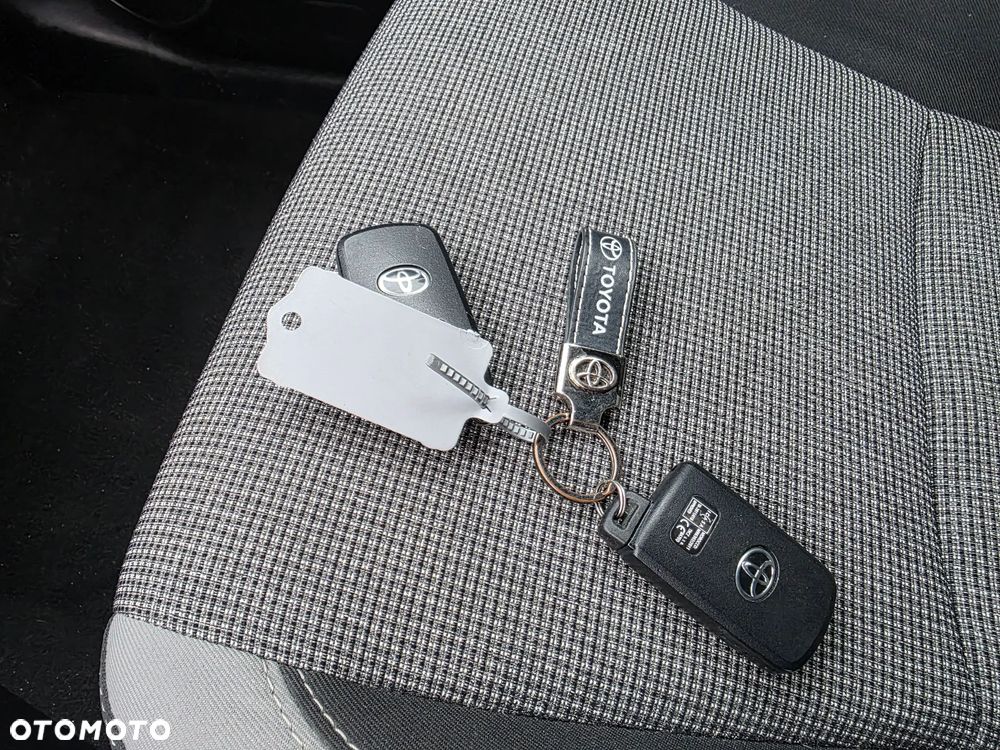 Toyota Yaris 1.5 20th Anniversary - 29