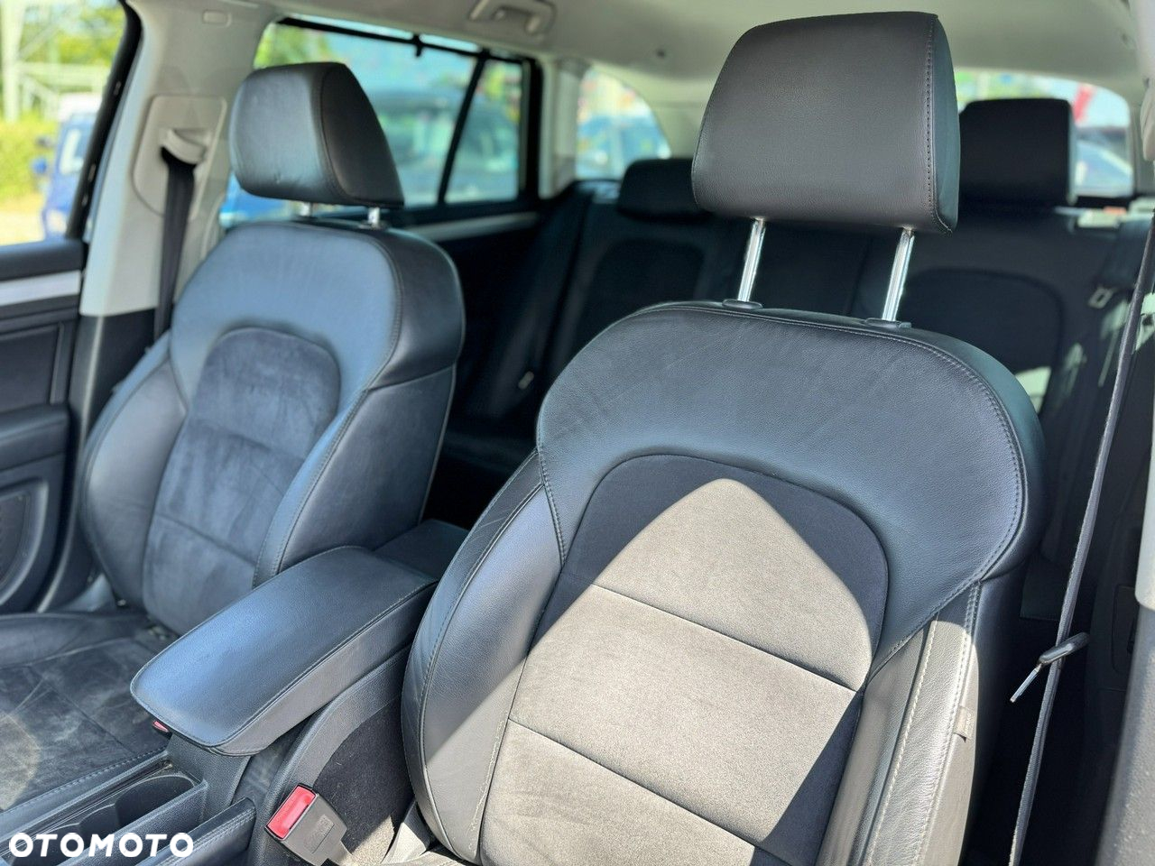 Skoda Superb 2.0 TDI 4x4 Elegance DSG - 22
