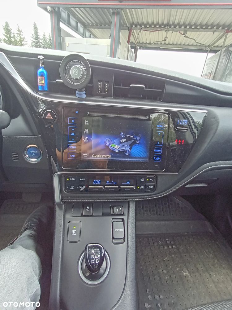 Toyota Auris 1.8 HSD Luna - 14