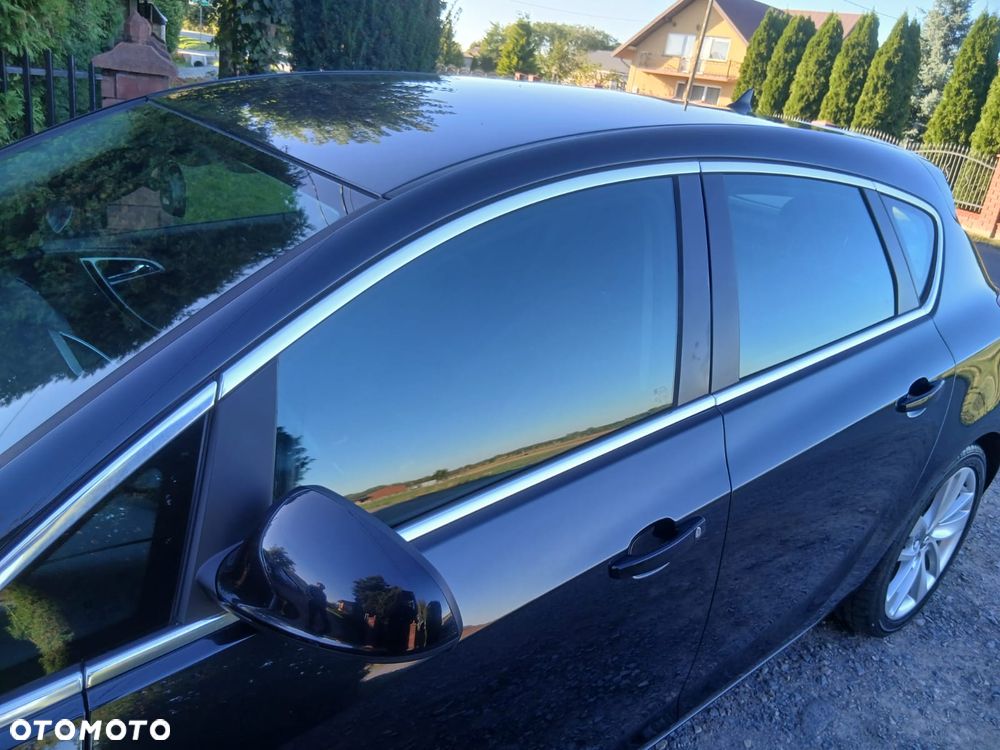 Opel Astra 1.4 Turbo Cosmo - 17