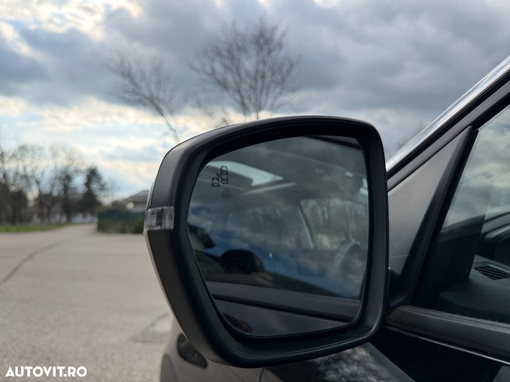 Peugeot 3008 225 e-EAT8 Allure - 17