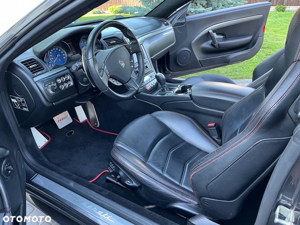 Maserati GranTurismo S Automat - 6