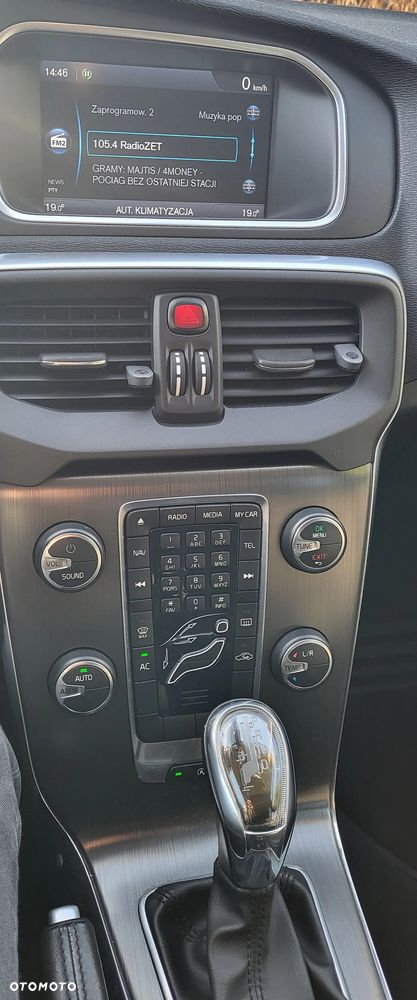 Volvo V40 D3 Momentum - 27