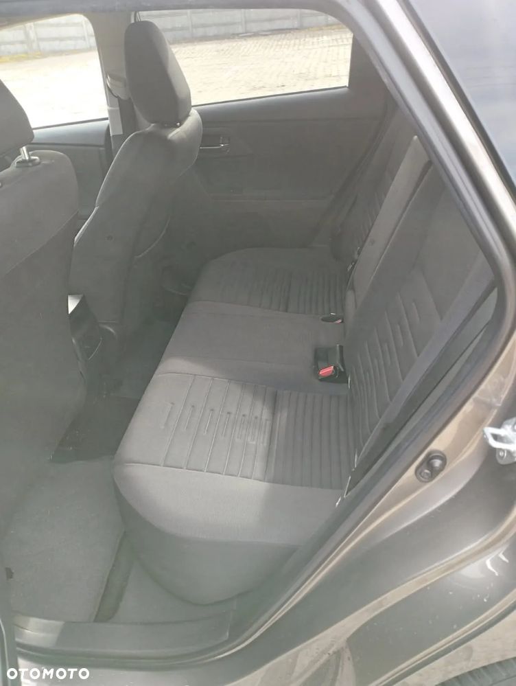 Toyota Auris 1.6 Premium - 10