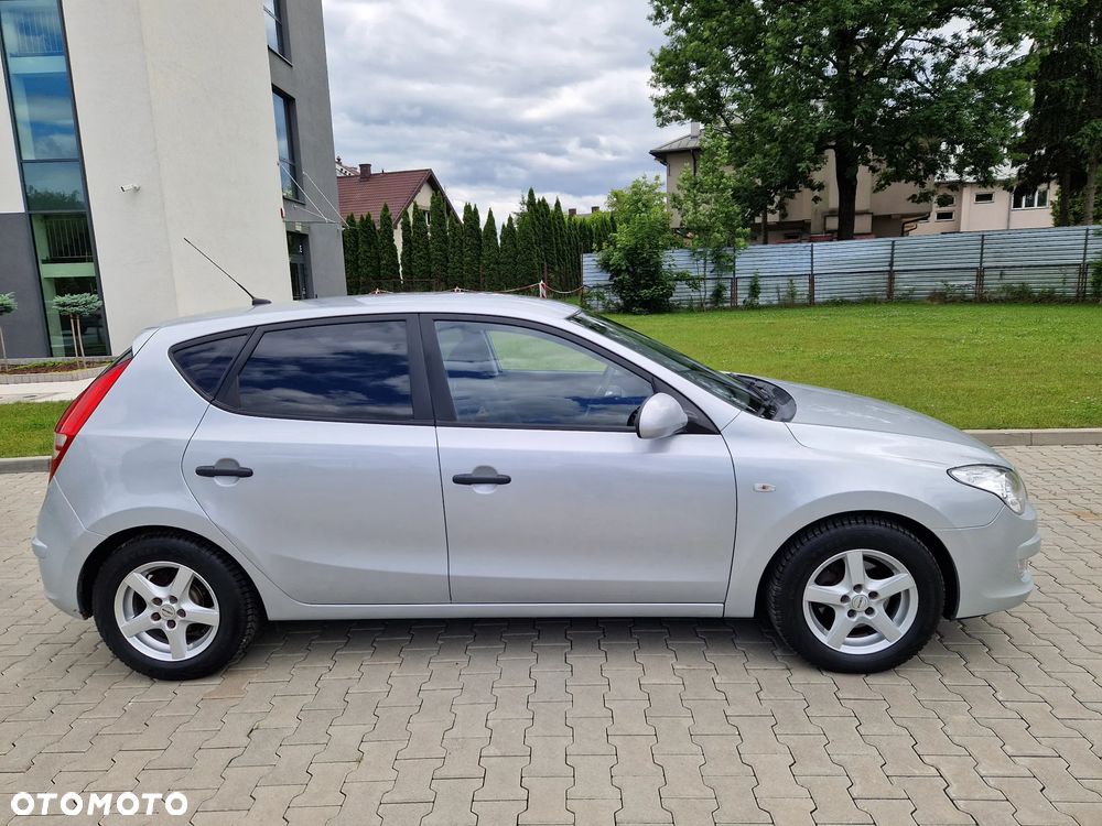 Hyundai i30 1.4 Blue Classic - 8