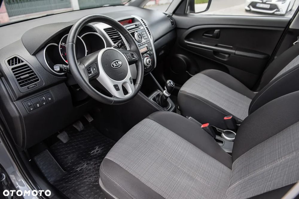 Kia Venga 1.4 CVVT Titanium Collection - 15