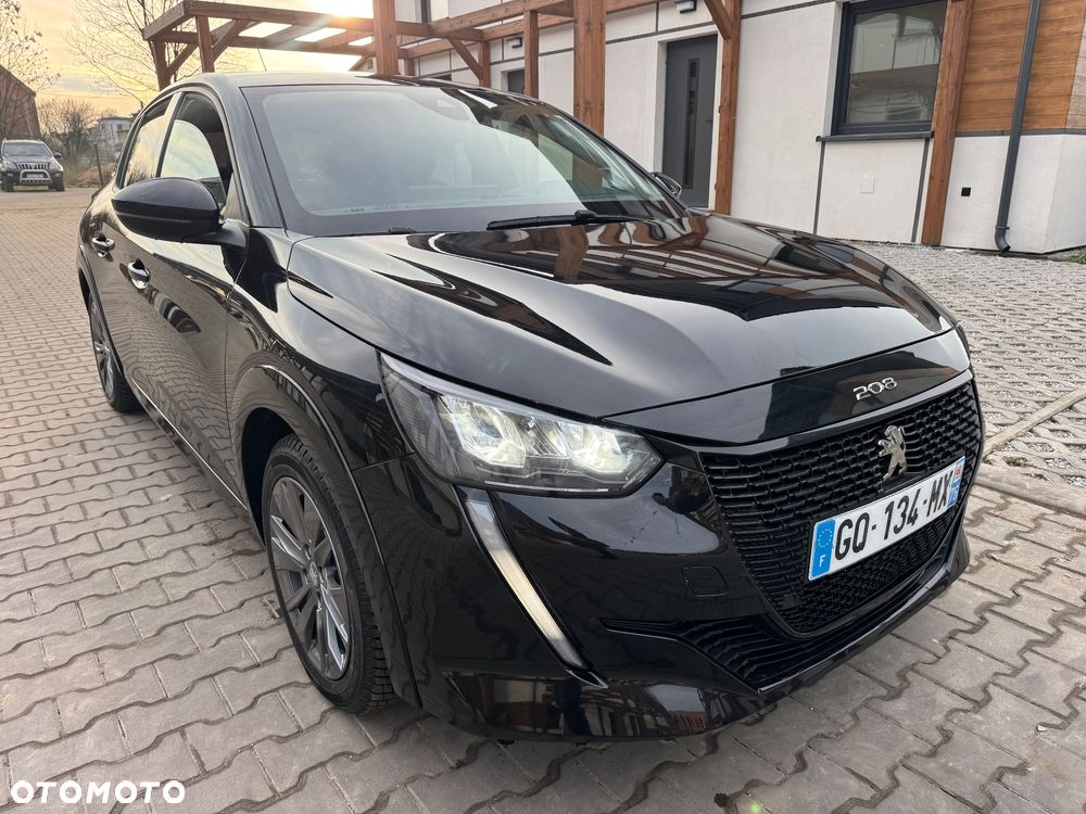 Peugeot 208 - 26