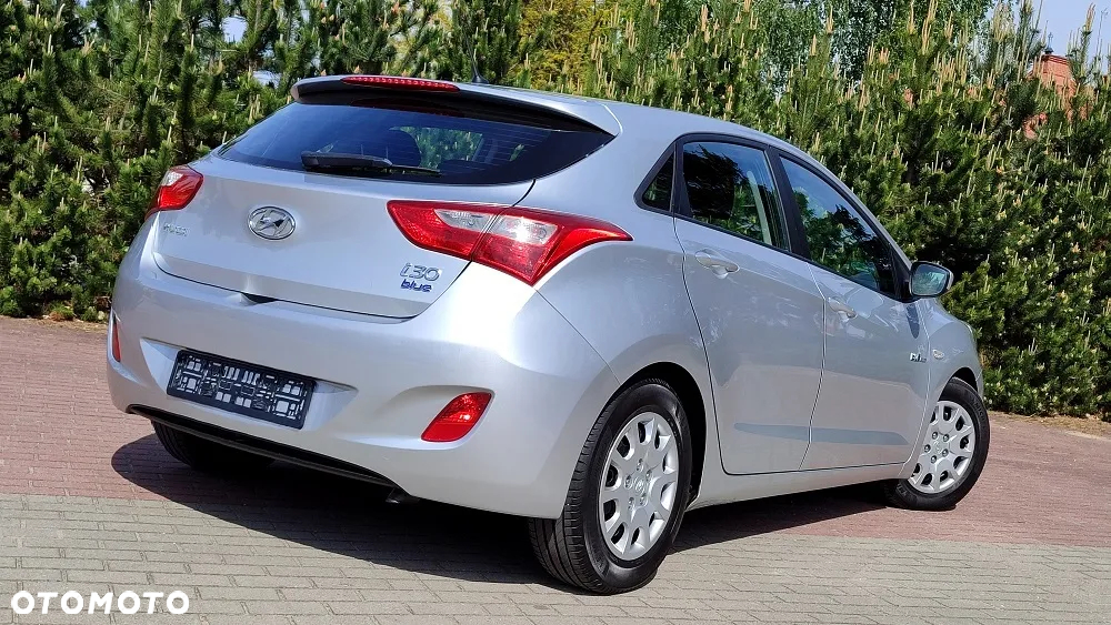 Hyundai i30 1.6 GDI Classic + - 19