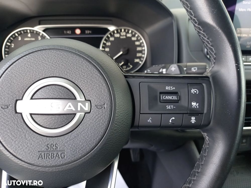 Nissan Qashqai - 25