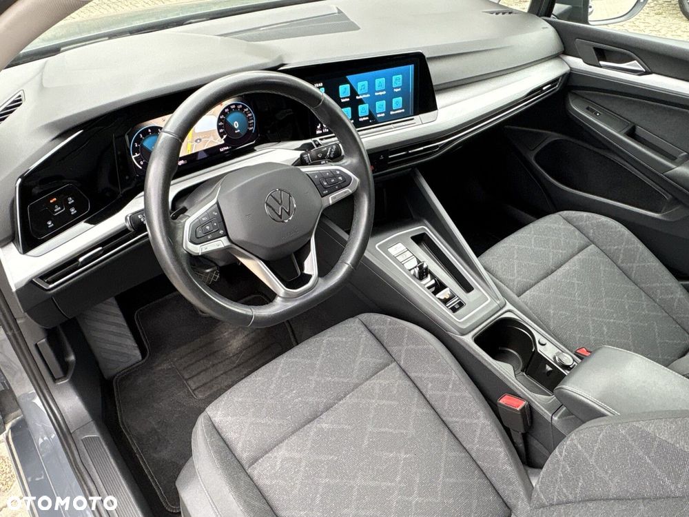 Volkswagen Golf 1.5 eTSI Life DSG - 11