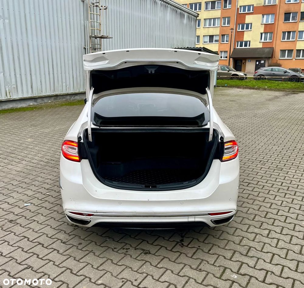 Ford Mondeo 2.0 Hybrid Vignale - 8