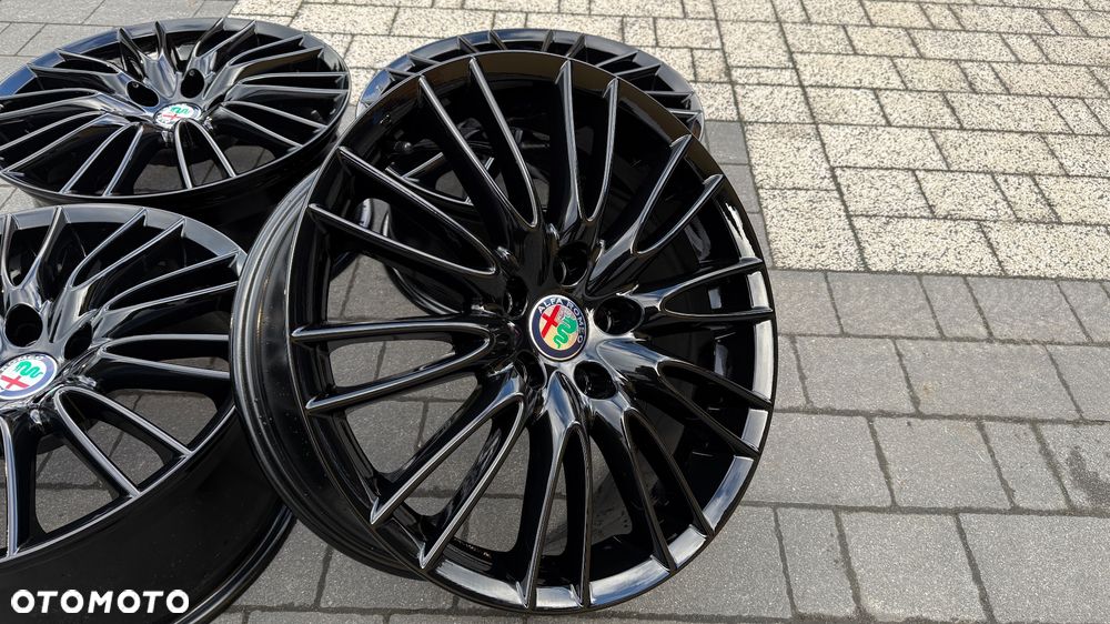 Alufelgi r17 Alfa Romeo 5x110 ET41 7.5J Koła felgi black brera 159 giulietta - 7