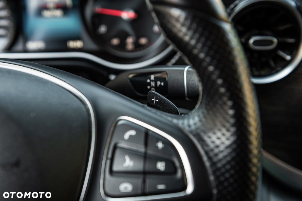 Mercedes-Benz Klasa V 300 d lang 4Matic 9G-TRONIC Exclusive Edition - 23
