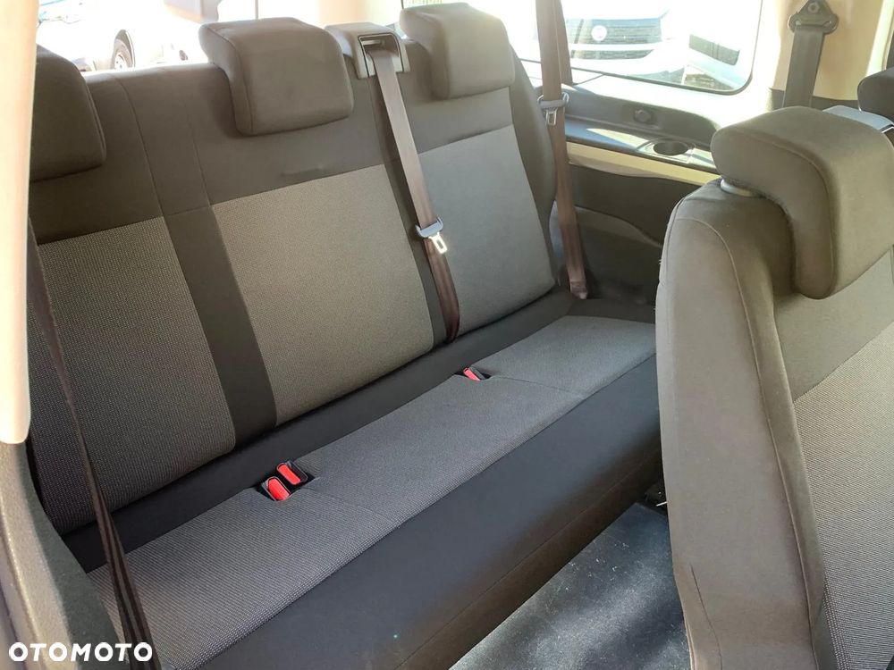 Peugeot Traveller 1.5 BlueHDi Long Business - 13