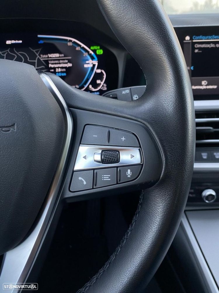 BMW 320 e Line Sport Auto - 19