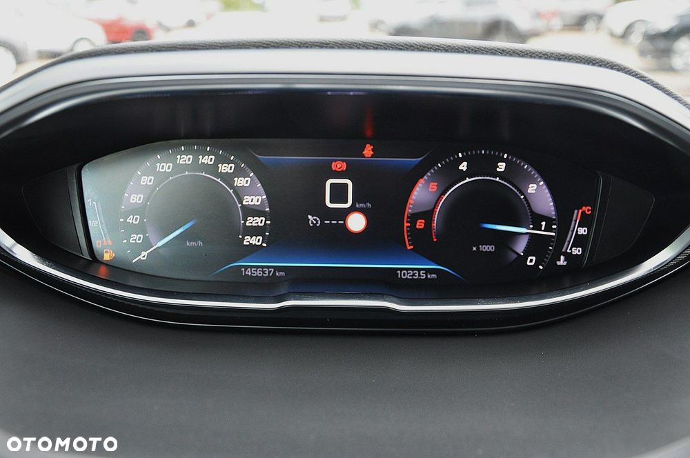 Peugeot 5008 1.5 BlueHDi Allure S&S - 35