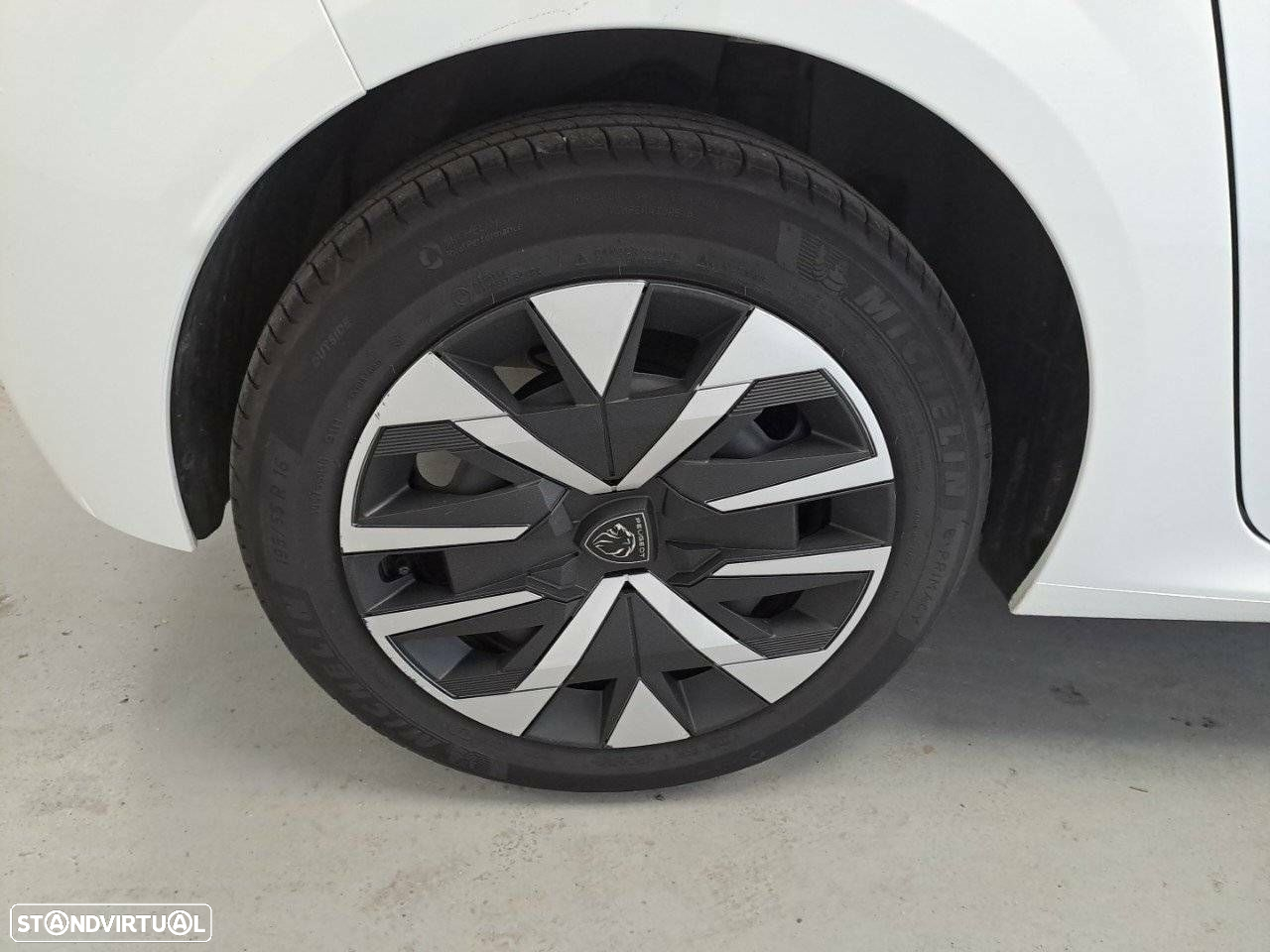 Peugeot 208 1.2 PureTech Active - 11