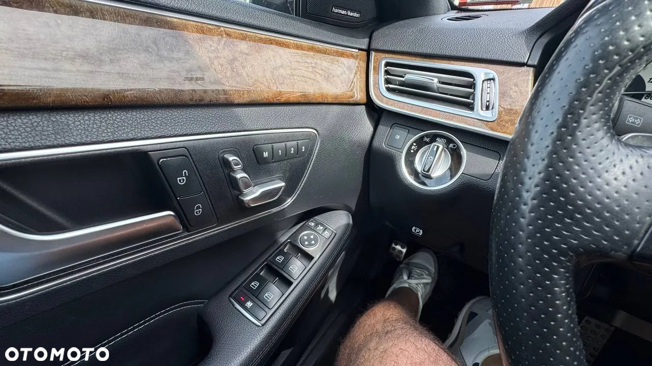 Mercedes-Benz Klasa E 350 4Matic 7G-TRONIC Elegance - 13