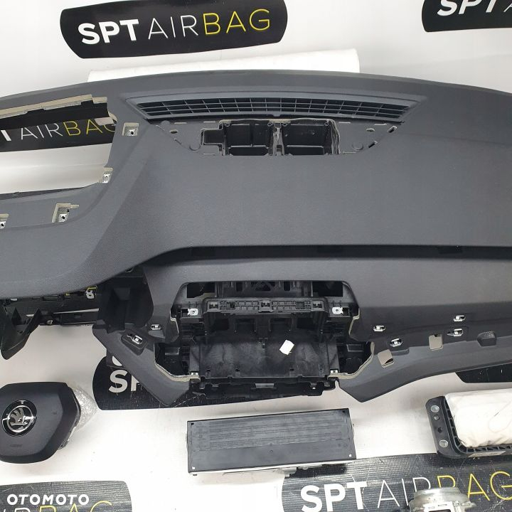 SKODA OCTAVIA IV 4 DESKA ROZDZIELCZA KONSOLA KOKPIT PULPIT PODUSZKI AIRBAG AIR BAG PASY KIT SET - 4