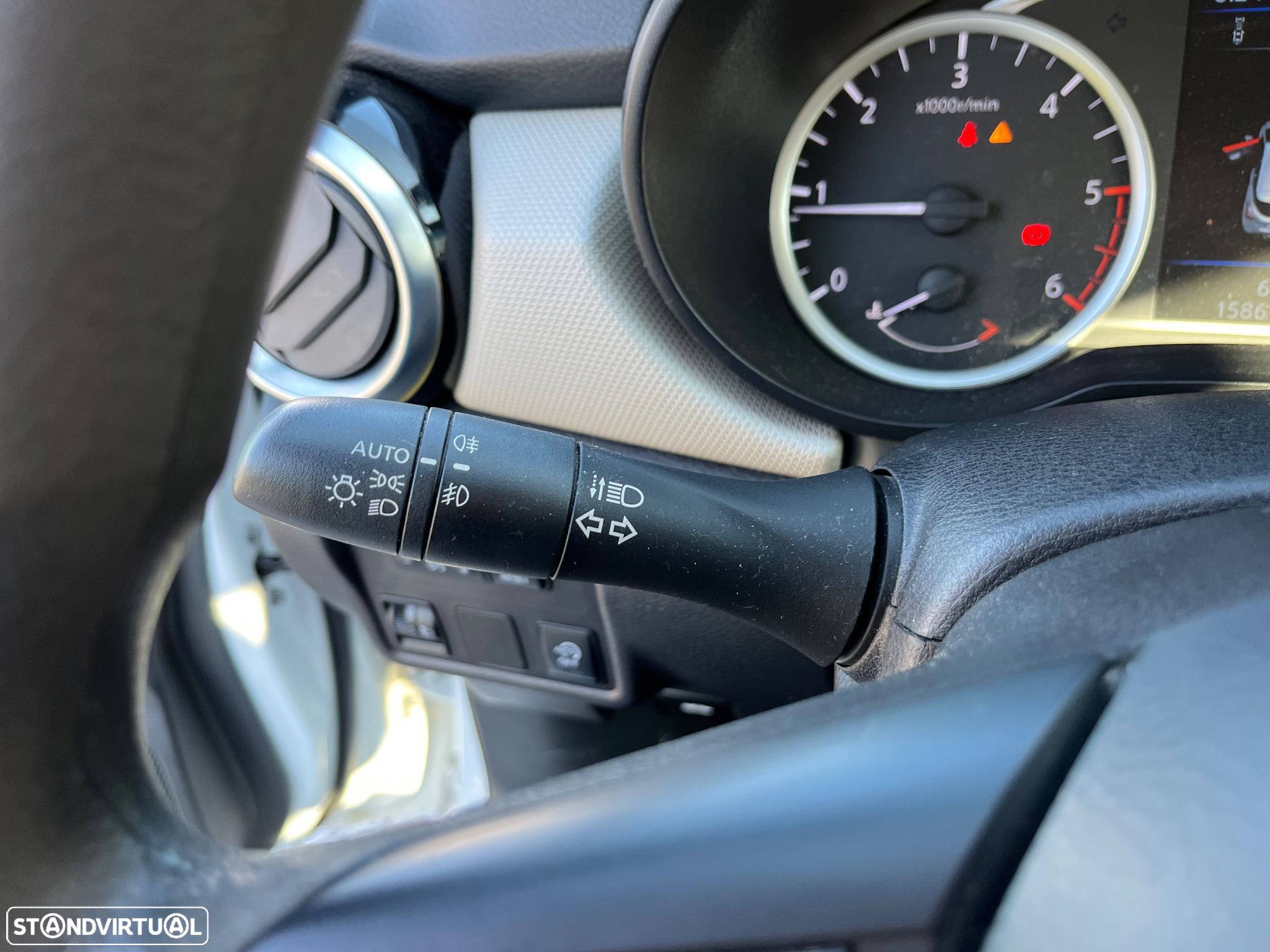 Nissan Micra 1.5 dCi N-Connecta Urban S/S - 26