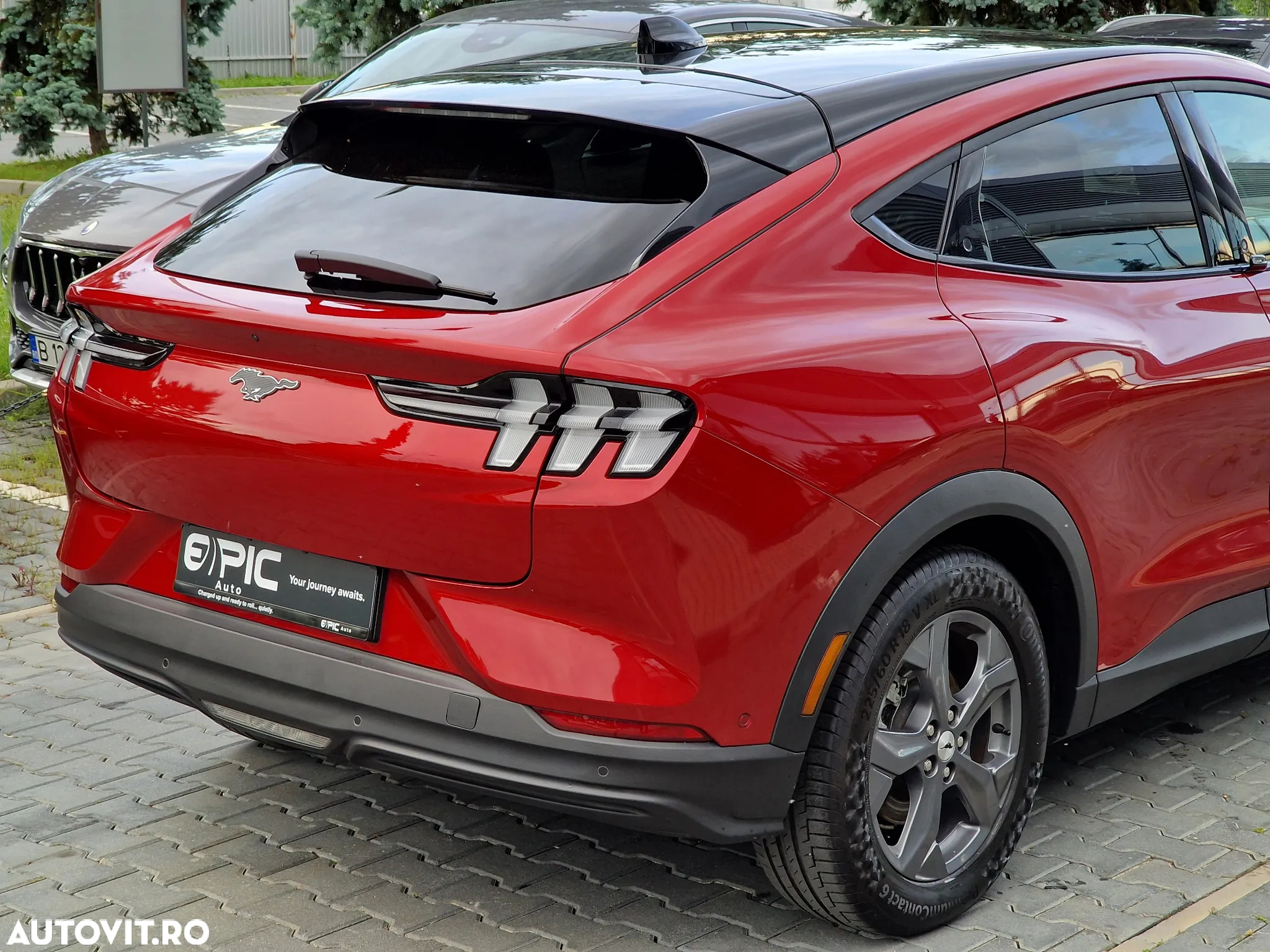 Ford Mustang Mach-E - 33
