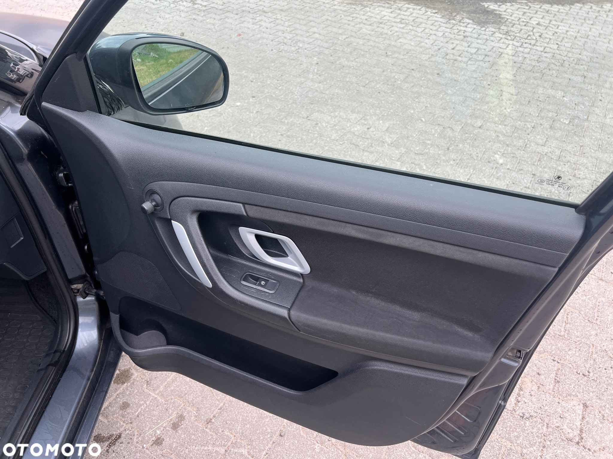 Skoda Fabia 1.4 16V Active Plus - 12