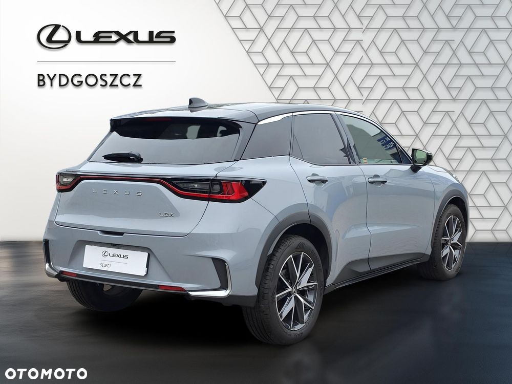 Lexus LBX 1.5 Hybrid Emotion - 6