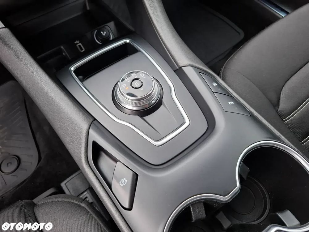 Ford Mondeo 2.0 EcoBlue Titanium - 20