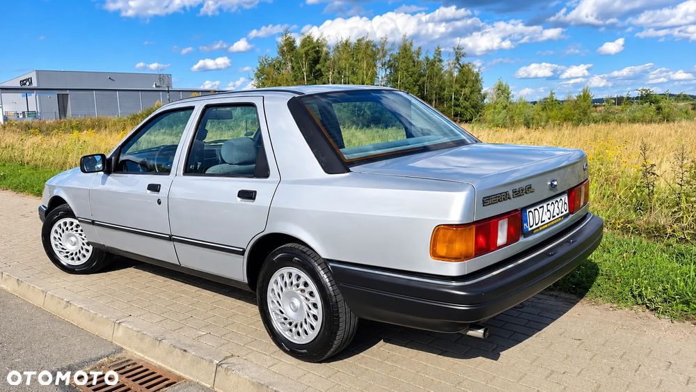 Ford Sierra - 2