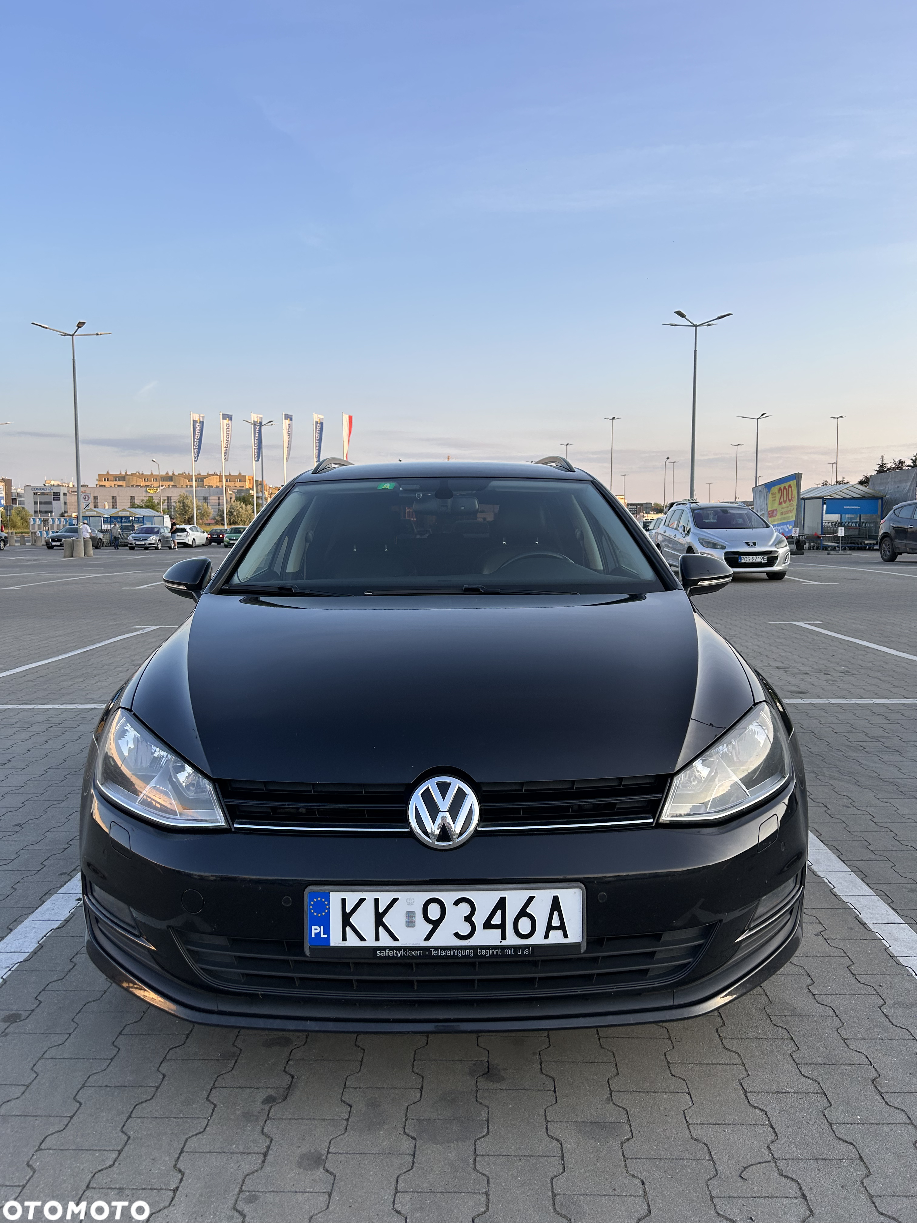 Volkswagen Golf - 3