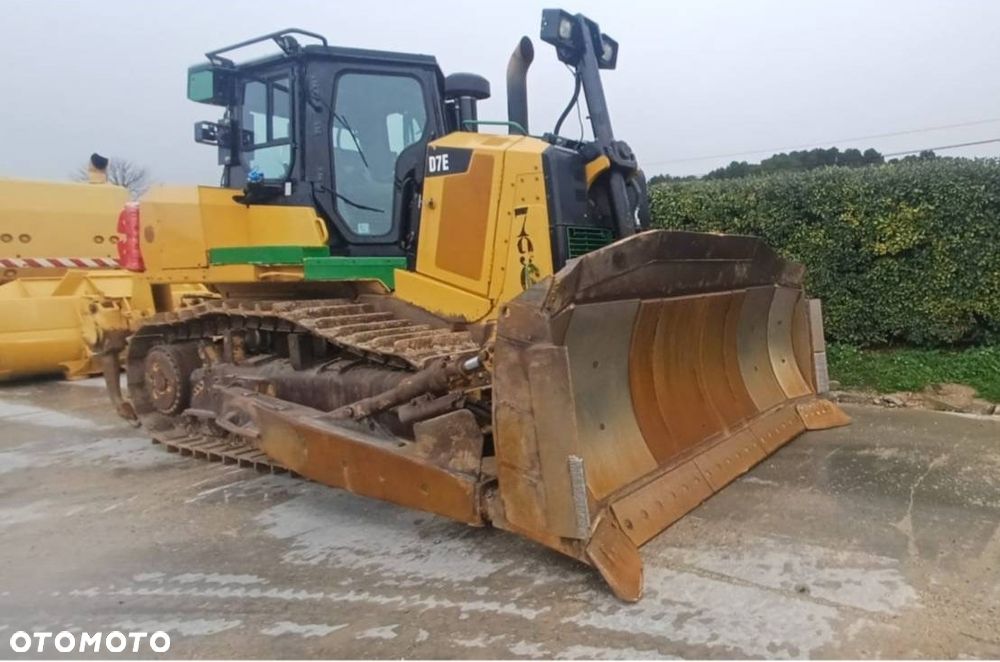 Caterpillar D7E, Spycharka - 3