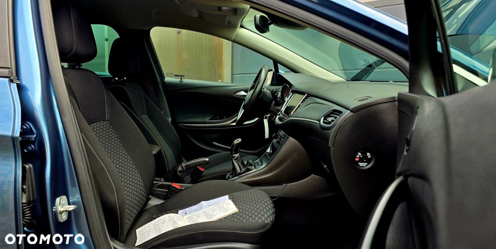 Opel Astra 1.6 D (CDTI) Start/Stop Innovation - 32