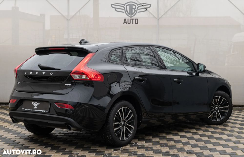 Volvo V40 D3 Geartronic Momentum - 10