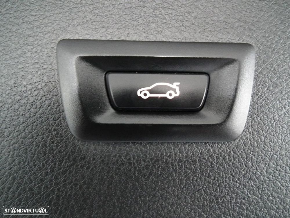 BMW 216 Active Tourer d Line Luxury Auto - 40