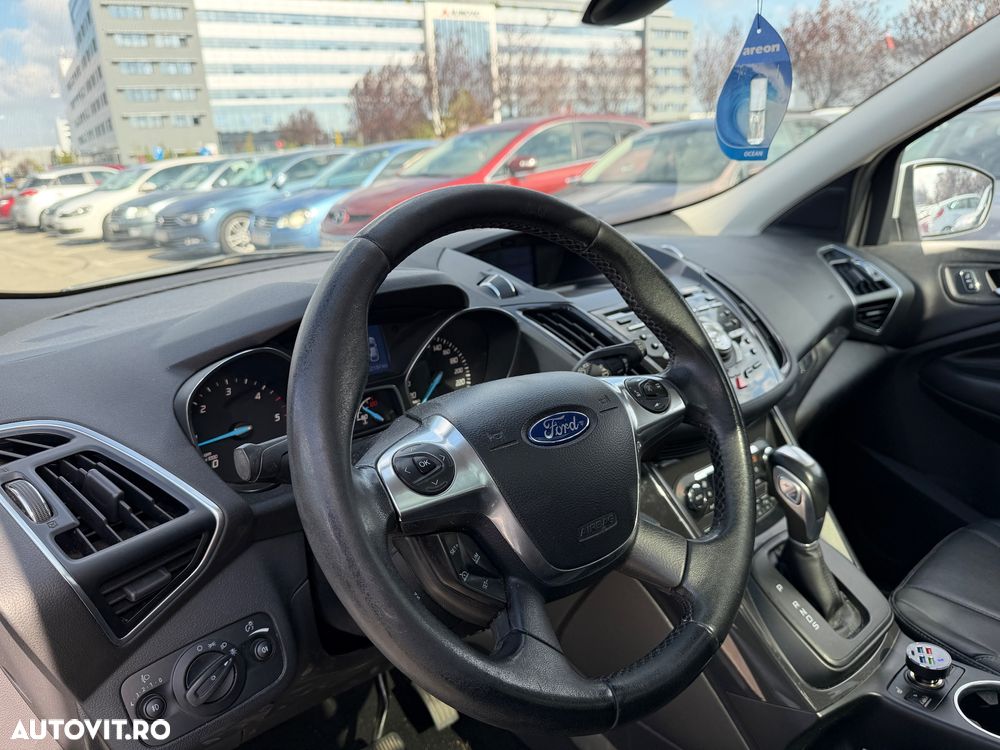 Ford Kuga 2.0 TDCi Powershift 4WD Titanium - 5