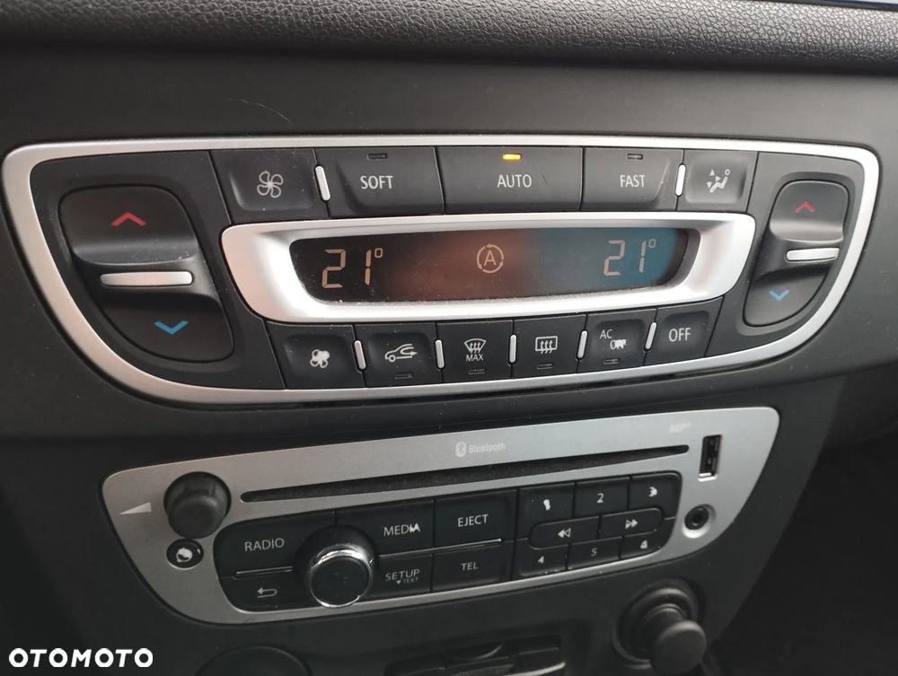 Renault Megane ENERGY TCe 115 Start & Stop Bose Edition - 23