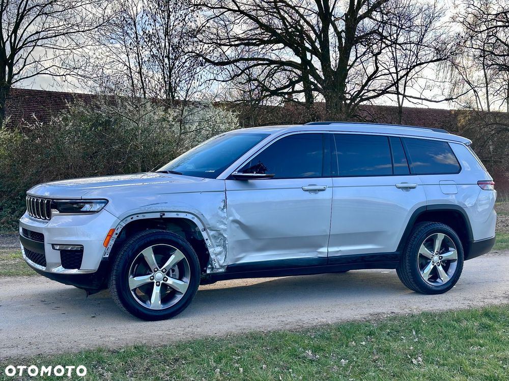 Jeep Grand Cherokee - 14
