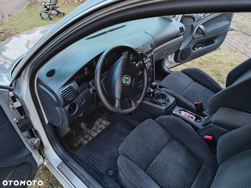 Skoda Superb - 2
