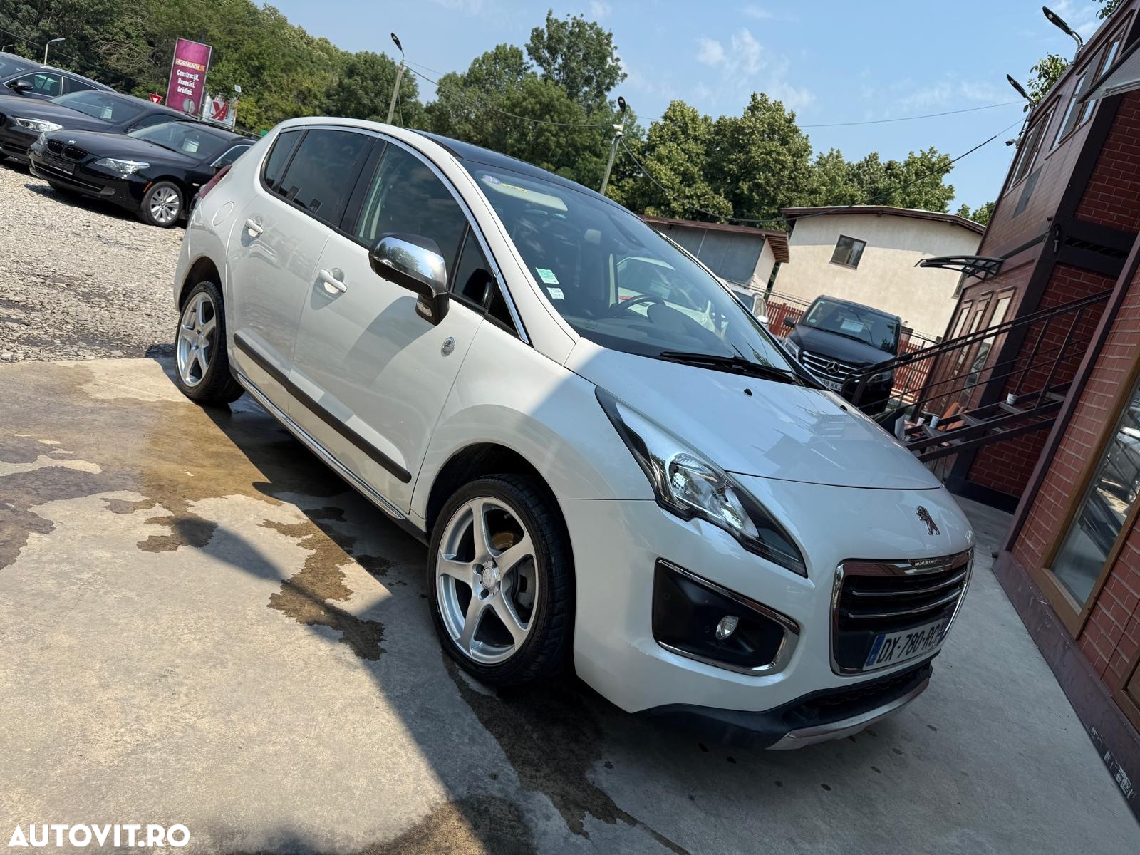 Peugeot 3008 PureTech 130 Stop & Start GPF Crossway - 32