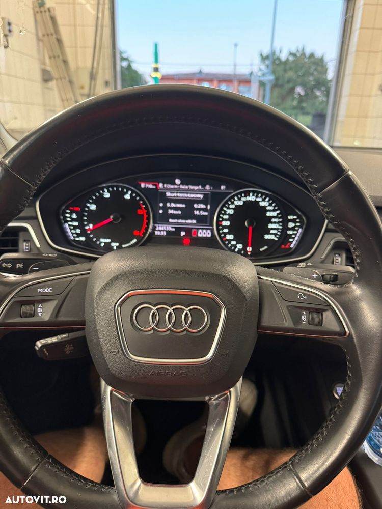 Audi A4 2.0 TDI S tronic - 1