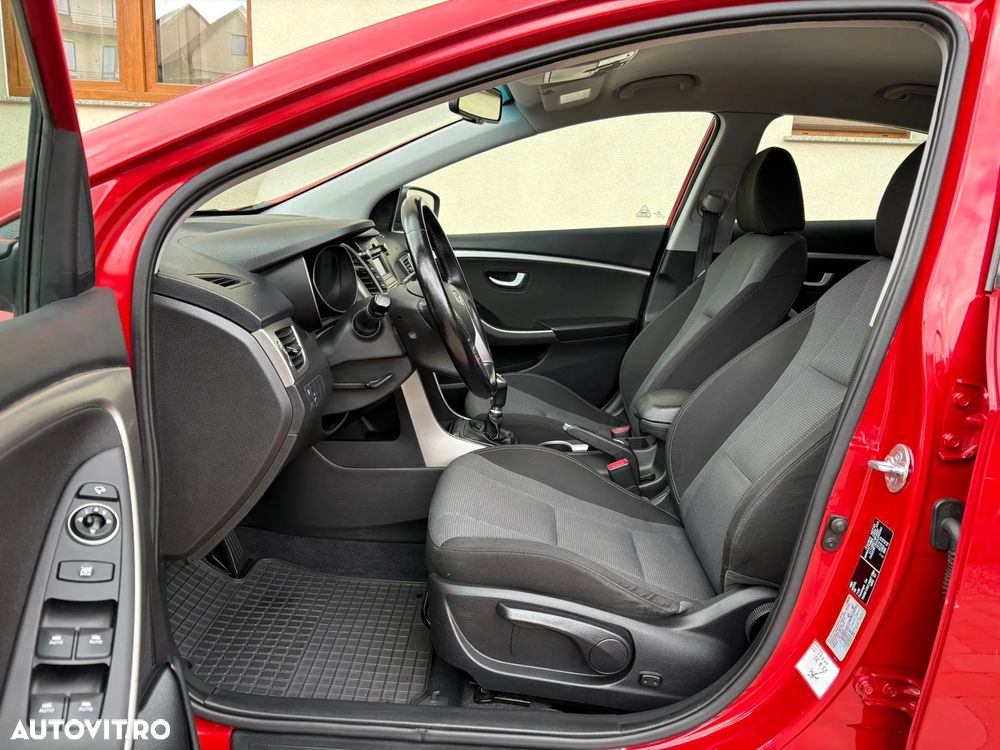 Hyundai i30 1.4 CRDi Advantage - 10