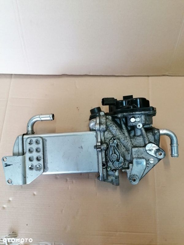 TRANSPORTER T5 2.0TDI CHŁODNICA SPALIN Zawór EGR - 2