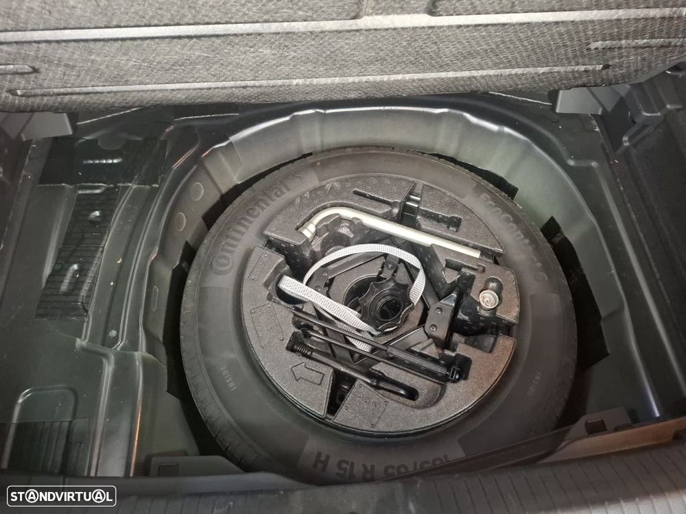 VW Polo 1.0 TSI Urban DSG - 23