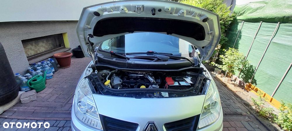 Renault Scenic - 7