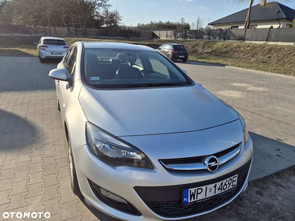 Opel Astra - 2